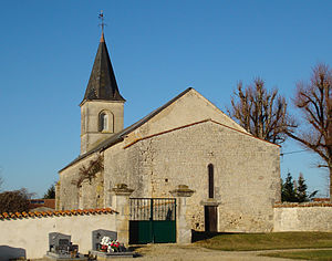 Saleignes Eglise.jpg
